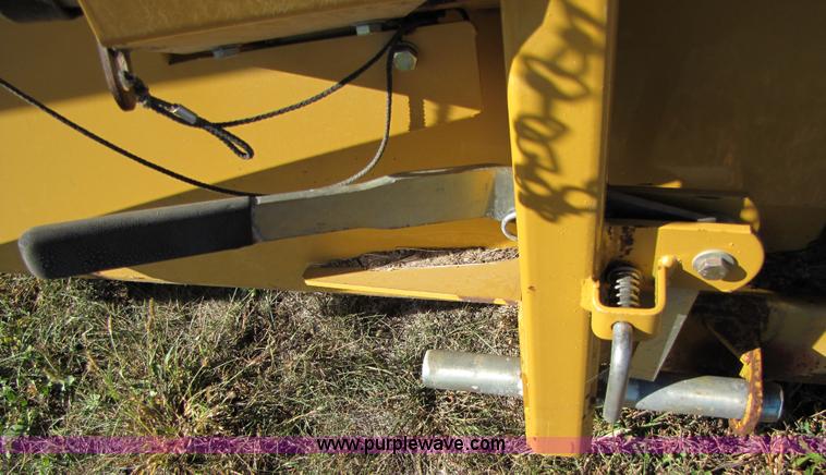 image for item A4613 2005 Lexion F530 30' flex head