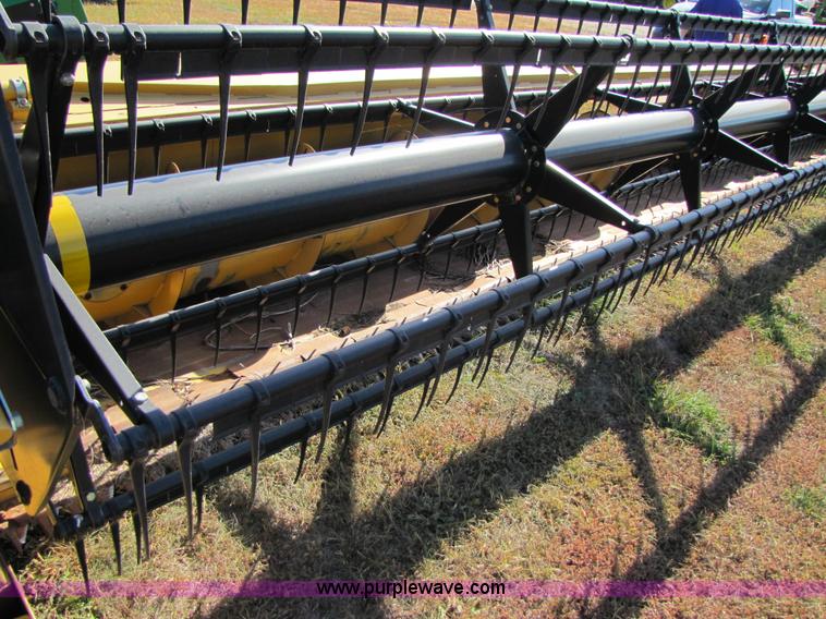 image for item A4613 2005 Lexion F530 30' flex head