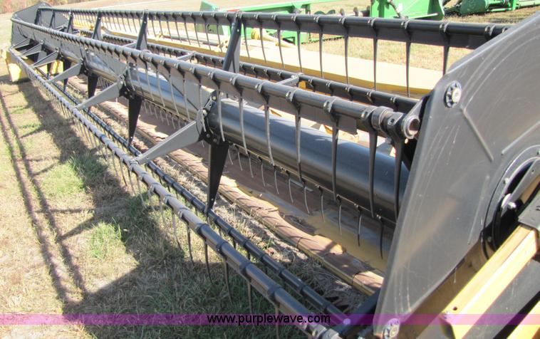 image for item A4613 2005 Lexion F530 30' flex head