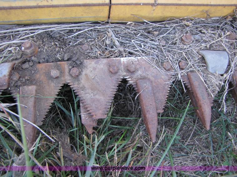 image for item A4613 2005 Lexion F530 30' flex head