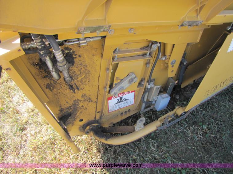 image for item A4613 2005 Lexion F530 30' flex head