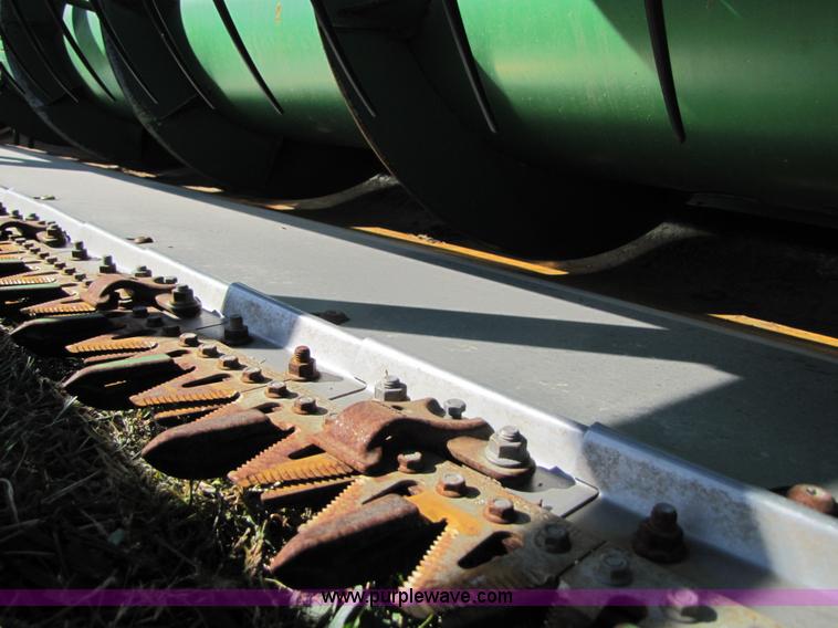 image for item A4614 2008 John Deere 625F HydraFlex 25' flex head