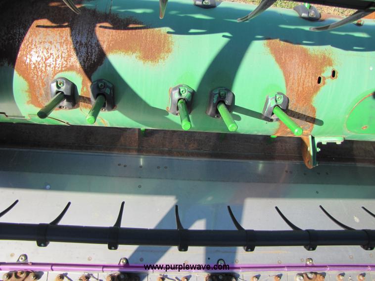 image for item A4614 2008 John Deere 625F HydraFlex 25' flex head