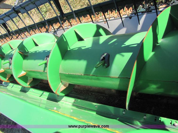 image for item A4614 2008 John Deere 625F HydraFlex 25' flex head