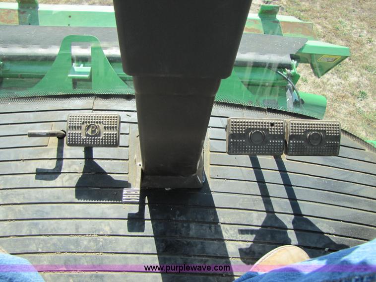 image for item A4615 2005 John Deere 9760 STS RWA combine