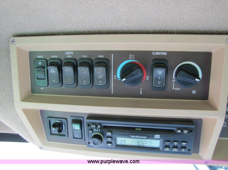 image for item A4615 2005 John Deere 9760 STS RWA combine