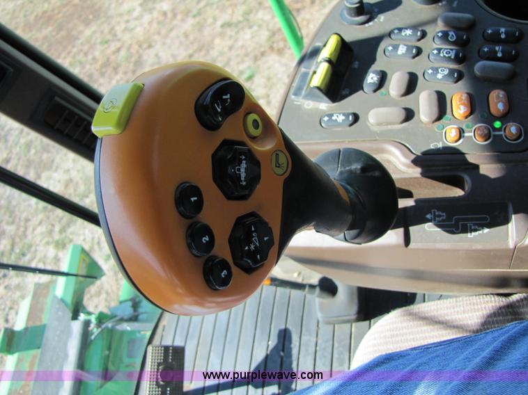 image for item A4615 2005 John Deere 9760 STS RWA combine