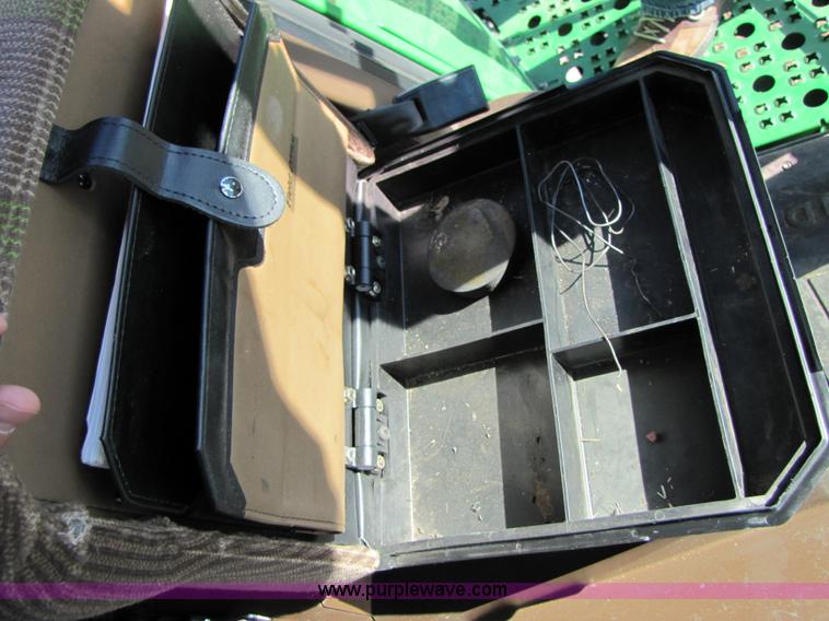 image for item A4615 2005 John Deere 9760 STS RWA combine