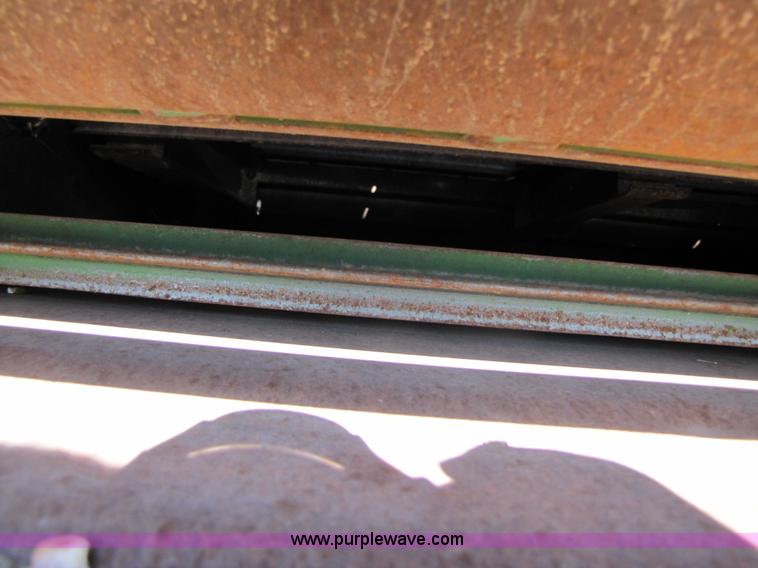 image for item A4615 2005 John Deere 9760 STS RWA combine