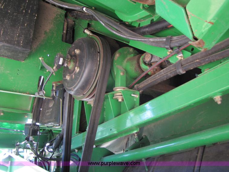 image for item A4615 2005 John Deere 9760 STS RWA combine