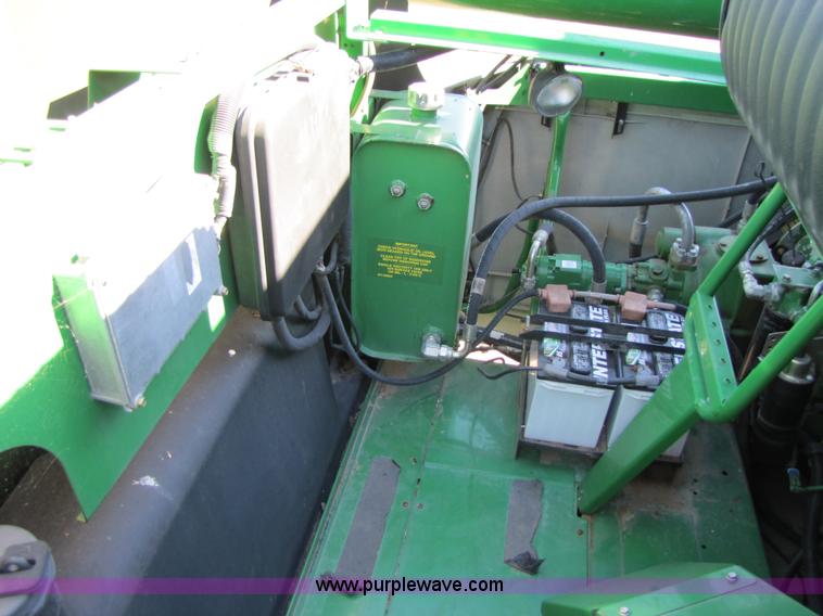 image for item A4615 2005 John Deere 9760 STS RWA combine