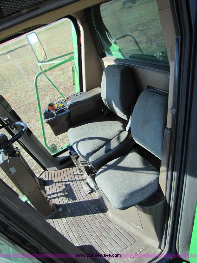 image for item A4616 1990 John Deere 9600 RWA combine