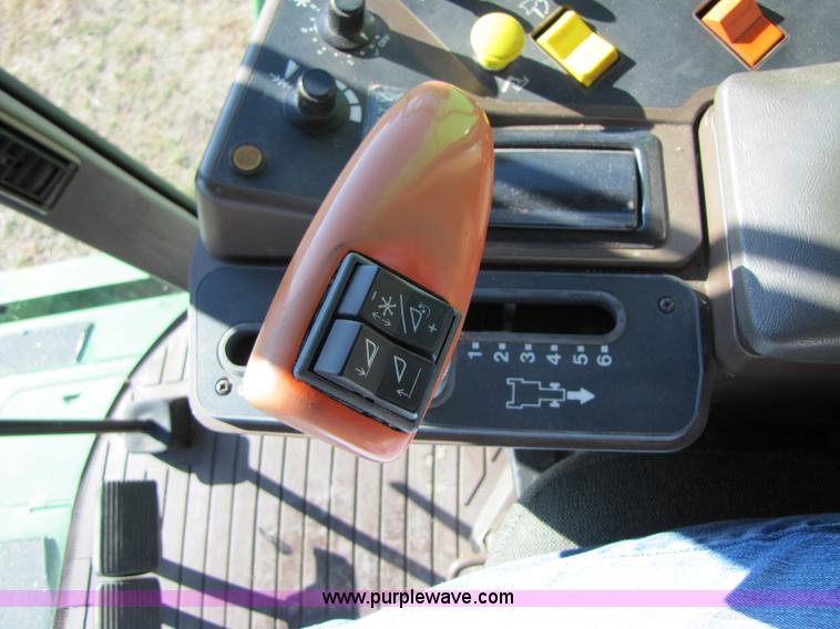 image for item A4616 1990 John Deere 9600 RWA combine