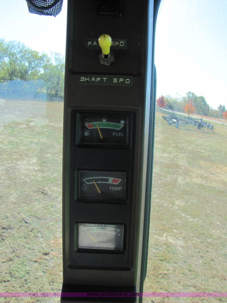 image for item A4616 1990 John Deere 9600 RWA combine