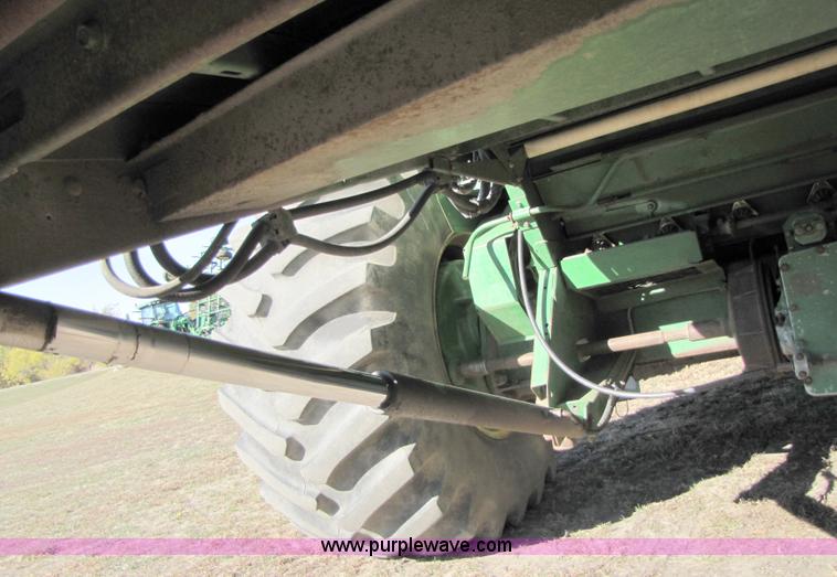 image for item A4616 1990 John Deere 9600 RWA combine