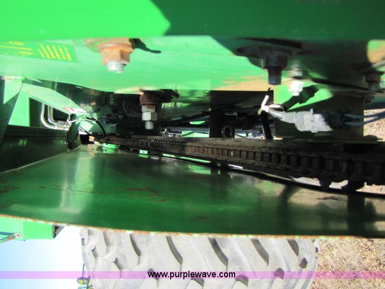 image for item A4616 1990 John Deere 9600 RWA combine