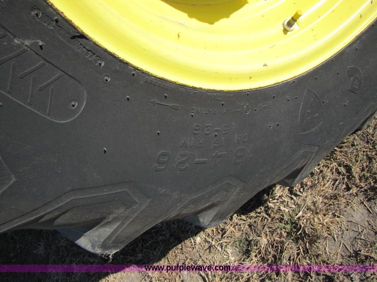 image for item A4616 1990 John Deere 9600 RWA combine