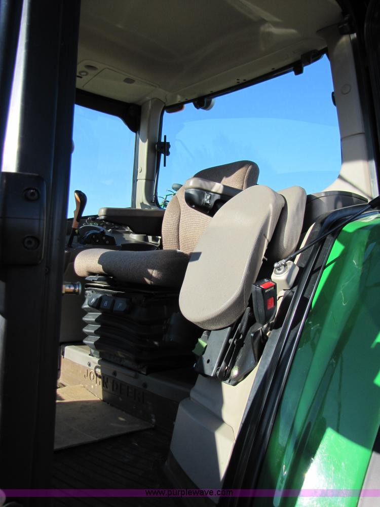 image for item A4618 2009 John Deere 7330 Premium MFWD tractor
