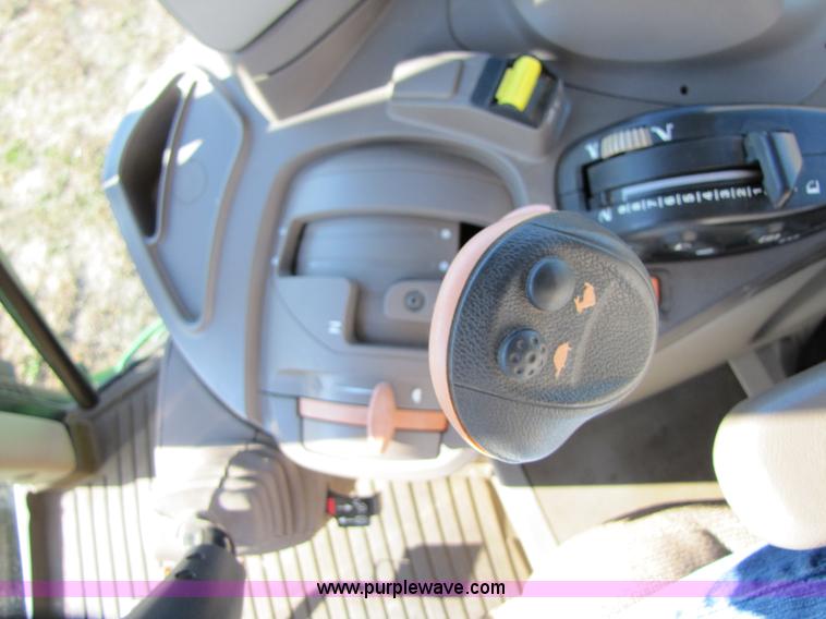 image for item A4618 2009 John Deere 7330 Premium MFWD tractor