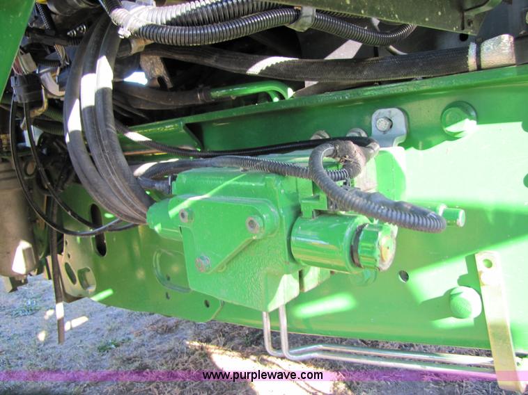image for item A4618 2009 John Deere 7330 Premium MFWD tractor