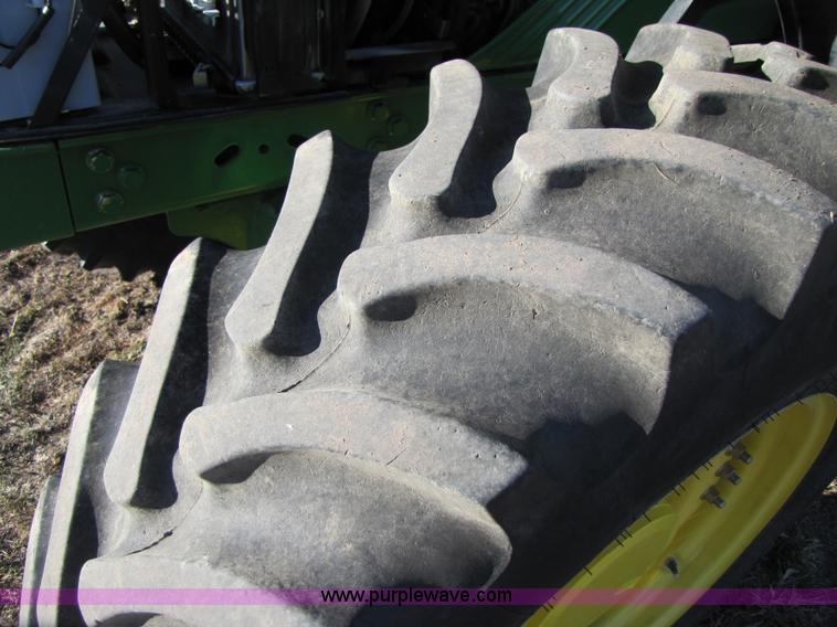 image for item A4618 2009 John Deere 7330 Premium MFWD tractor