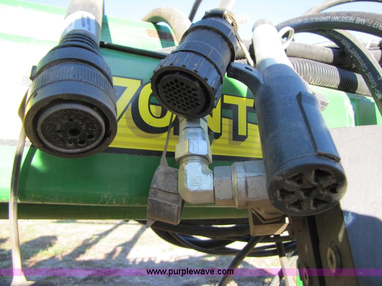 image for item A4619 2007 John Deere 1770NT 16 row planter