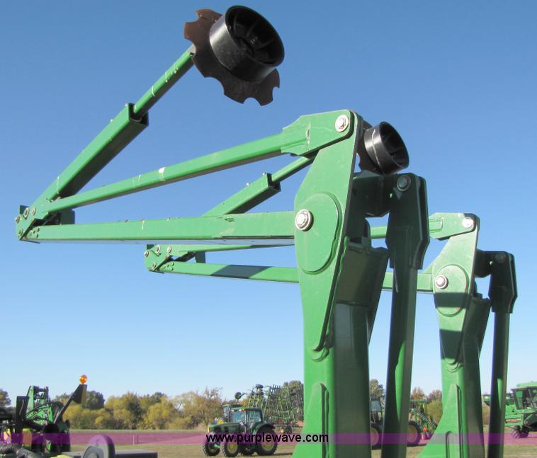 image for item A4619 2007 John Deere 1770NT 16 row planter