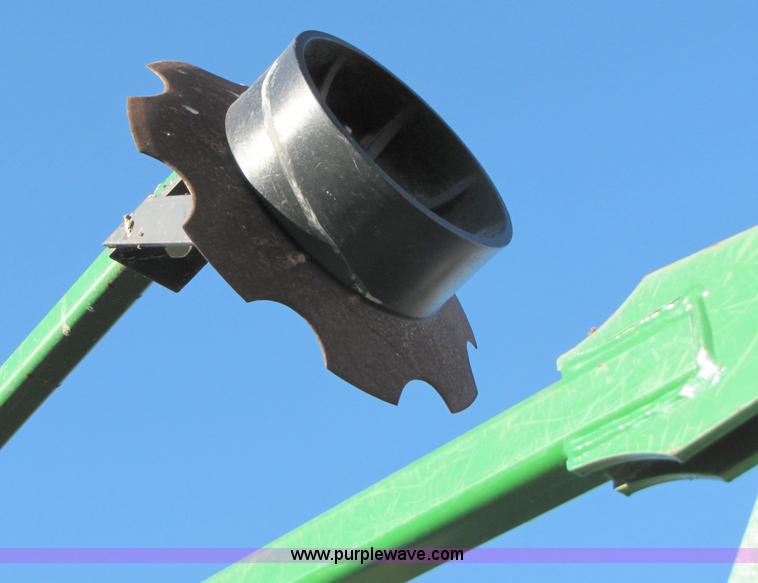 image for item A4619 2007 John Deere 1770NT 16 row planter
