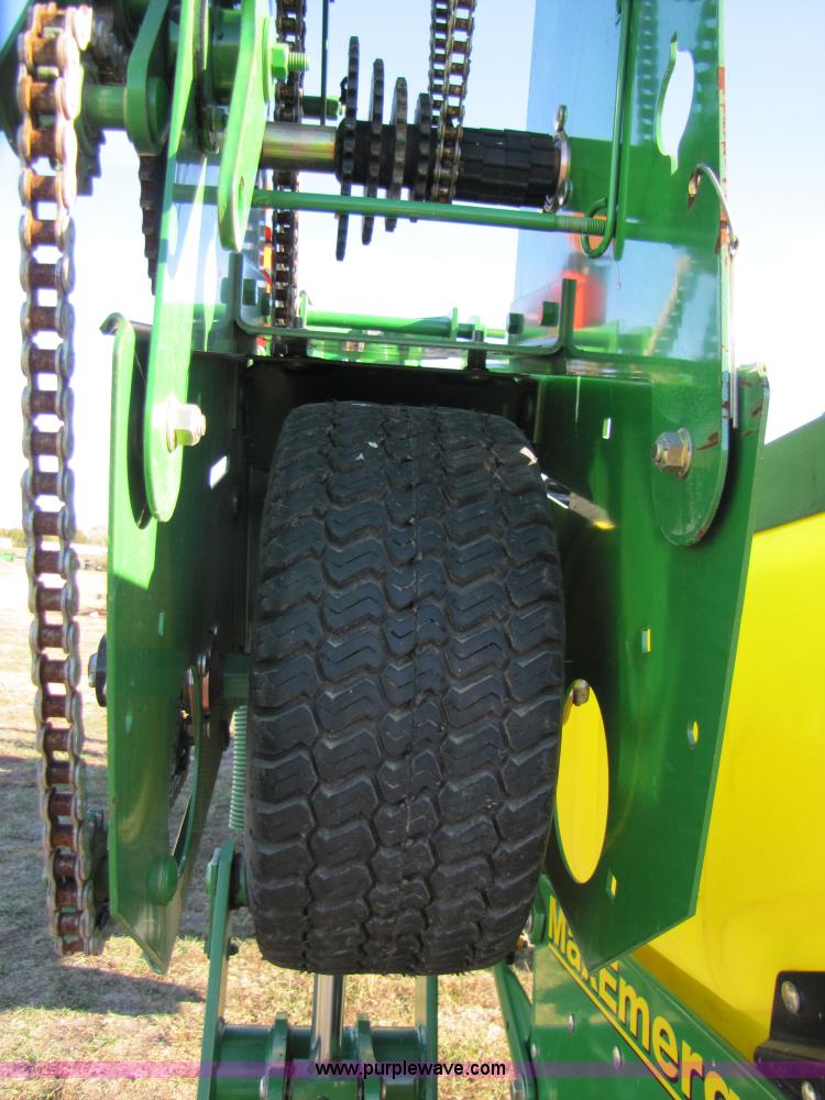 image for item A4619 2007 John Deere 1770NT 16 row planter