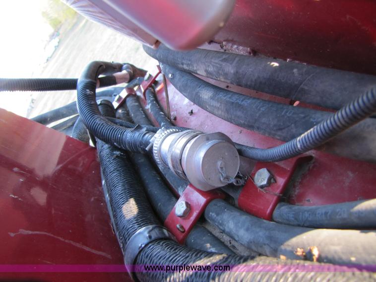 image for item A4620 2009 Case IH 1240 16/31 split row planter