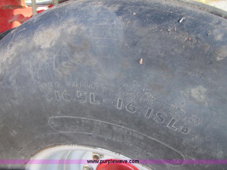 image for item A4620 2009 Case IH 1240 16/31 split row planter