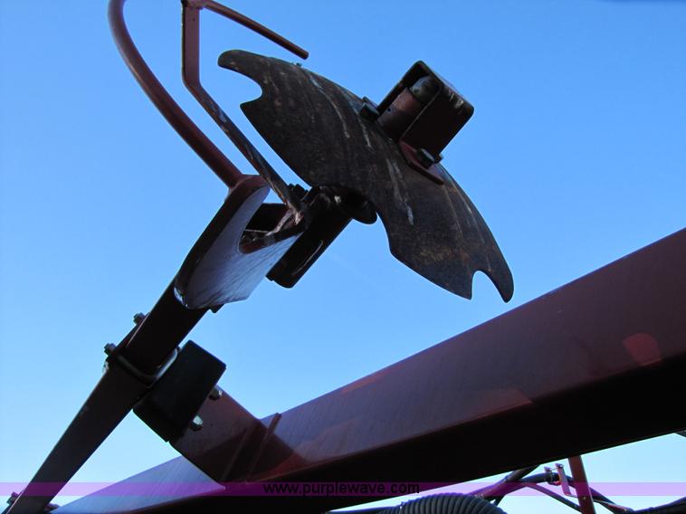image for item A4620 2009 Case IH 1240 16/31 split row planter