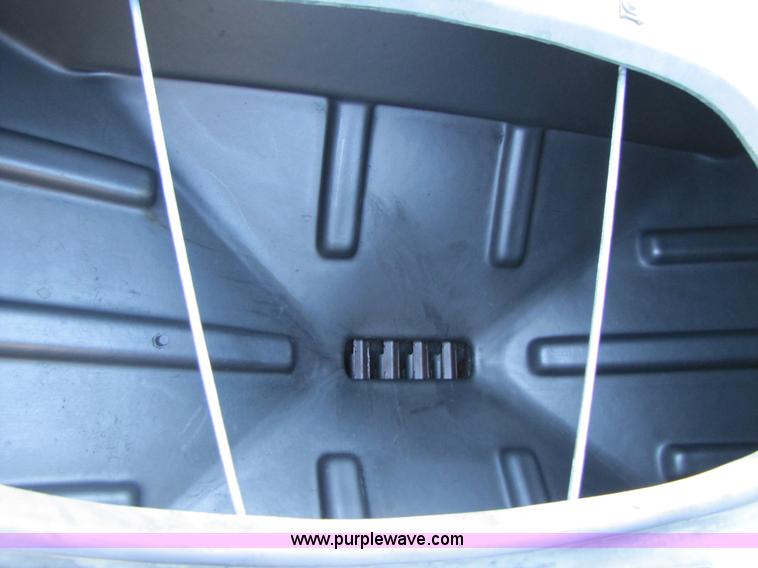 image for item A4620 2009 Case IH 1240 16/31 split row planter