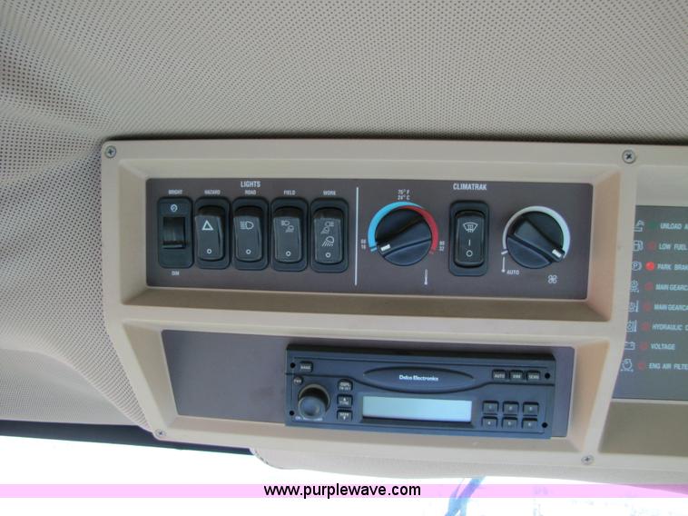 image for item A5165 2002 John Deere 9750 STS RWA combine