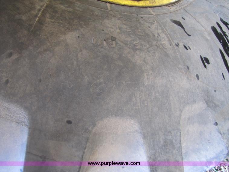 image for item A5165 2002 John Deere 9750 STS RWA combine