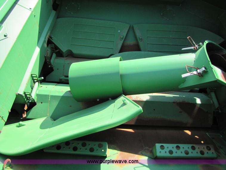 image for item A5165 2002 John Deere 9750 STS RWA combine