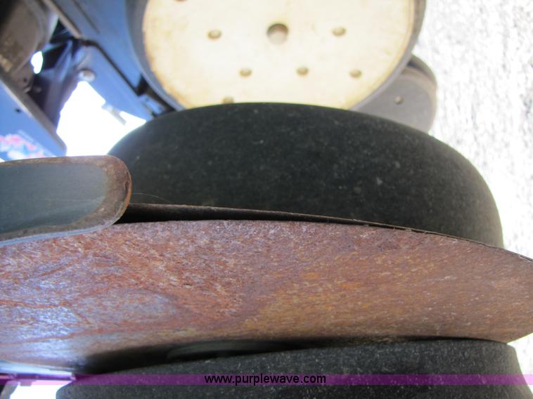 image for item B2000 2006 John Deere DB60 36 row planter