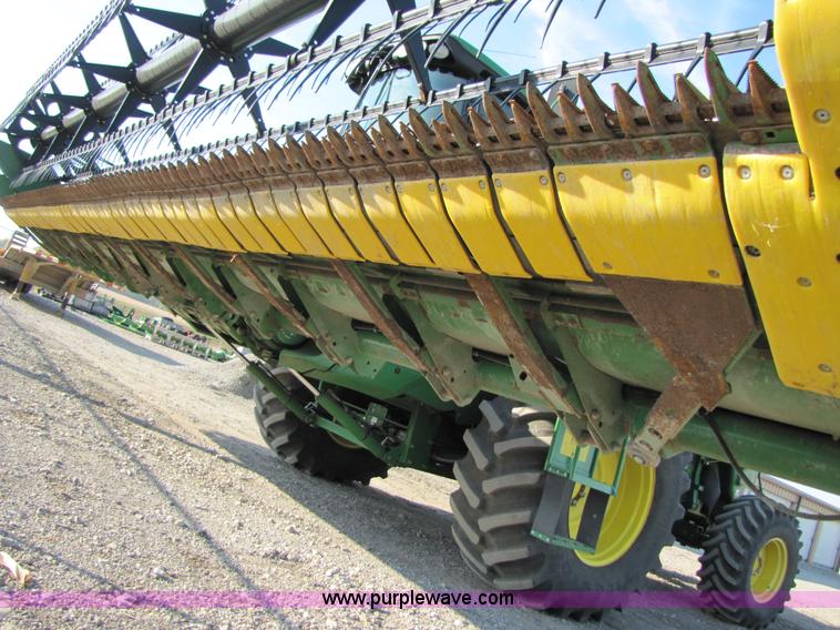 image for item B2001 2007 John Deere 630F HydraFlex 30' flex head