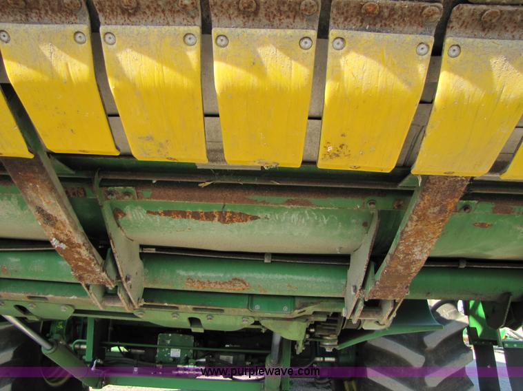 image for item B2001 2007 John Deere 630F HydraFlex 30' flex head