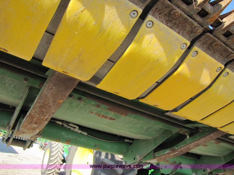 image for item B2001 2007 John Deere 630F HydraFlex 30' flex head