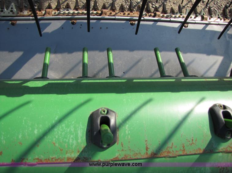 image for item B2001 2007 John Deere 630F HydraFlex 30' flex head