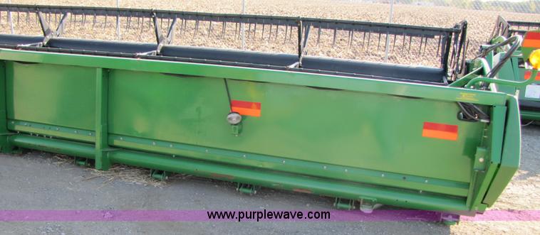 image for item B2002 2007 John Deere 635F 35' flex head