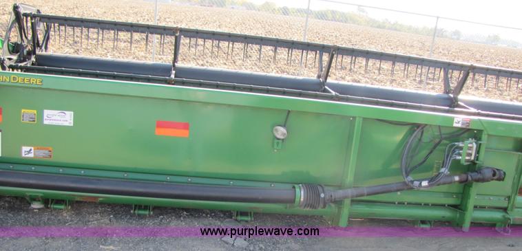 image for item B2002 2007 John Deere 635F 35' flex head