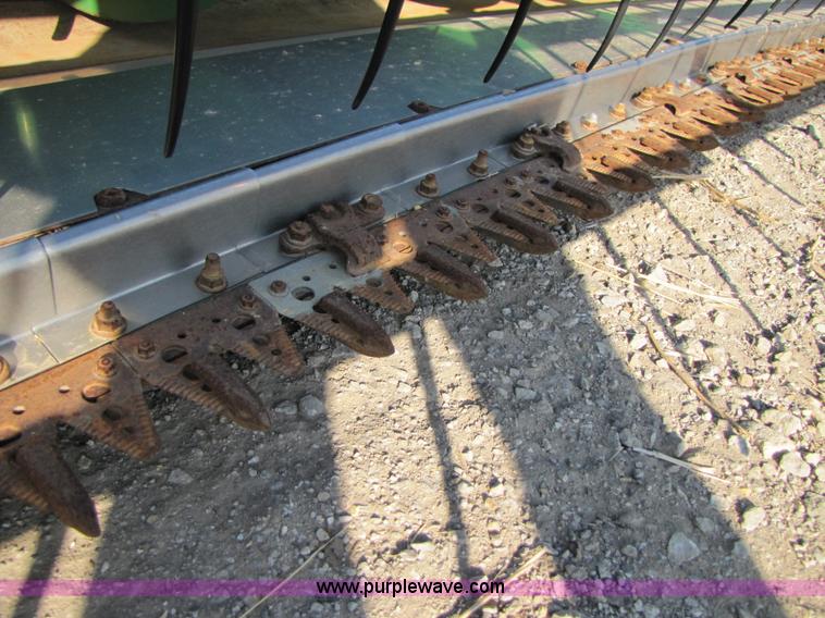 image for item B2002 2007 John Deere 635F 35' flex head