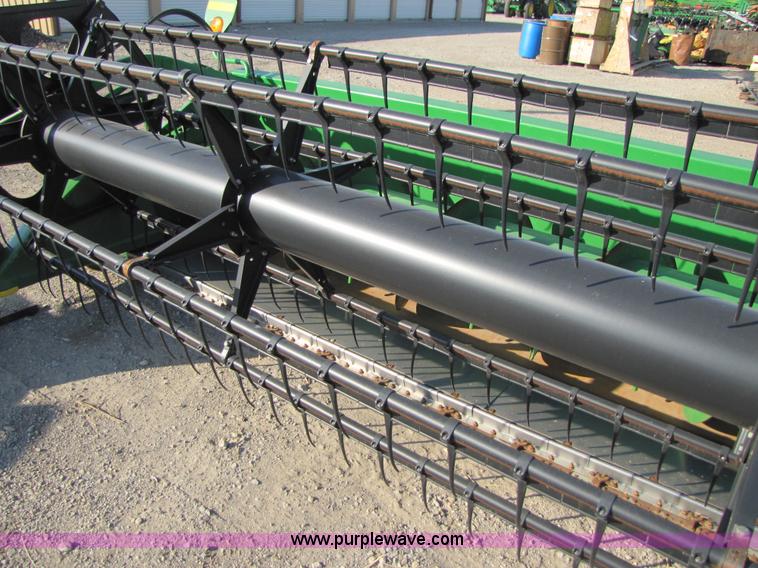 image for item B2002 2007 John Deere 635F 35' flex head