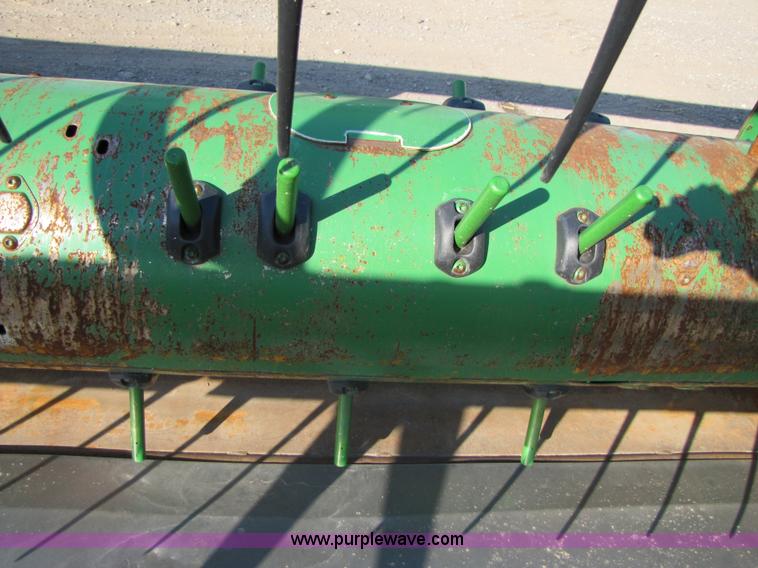 image for item B2002 2007 John Deere 635F 35' flex head