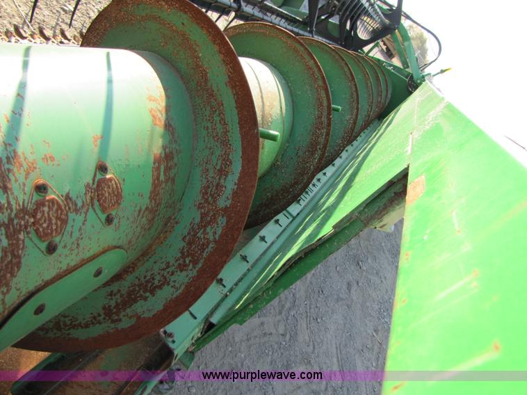 image for item B2002 2007 John Deere 635F 35' flex head