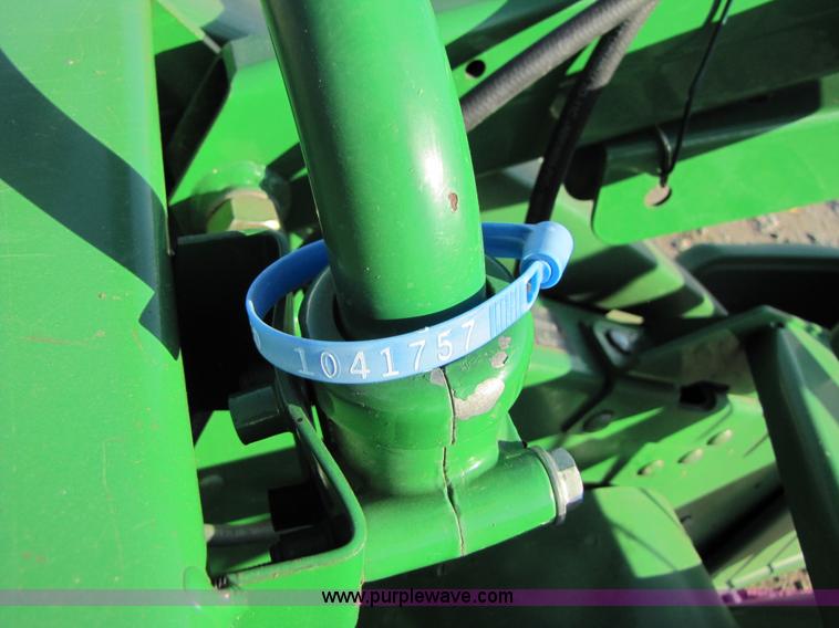 image for item B2002 2007 John Deere 635F 35' flex head