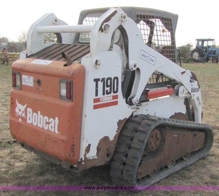 image for item B2006 2003 Bobcat T190 skid steer