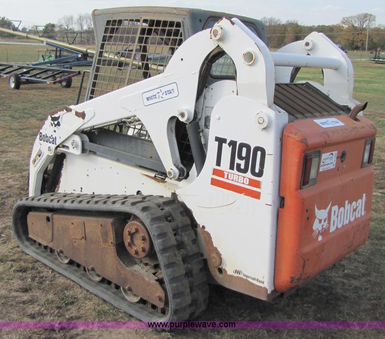 image for item B2006 2003 Bobcat T190 skid steer